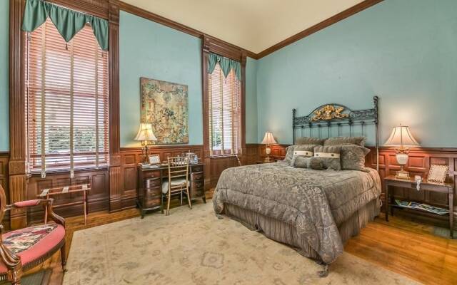 The Mayors Mansion Inn