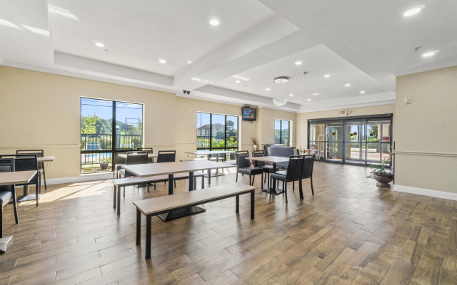 Americas Best Value Inn & Suites Livingston