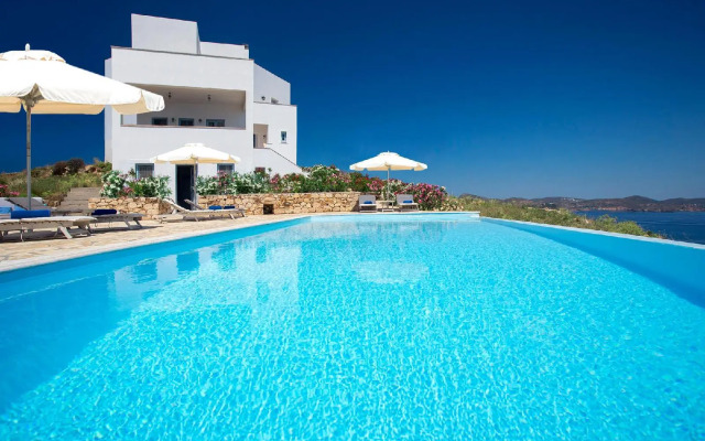 Apocosmo Resort