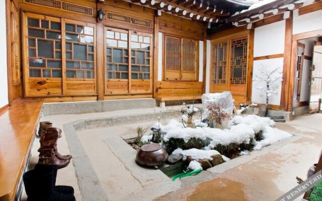 Mumum Hanok Guesthouse