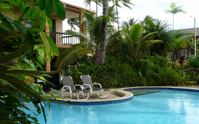 Oasis Inn Cairns