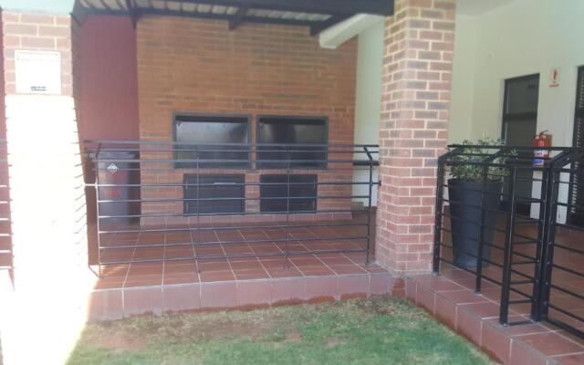 Strelitzia Apartment