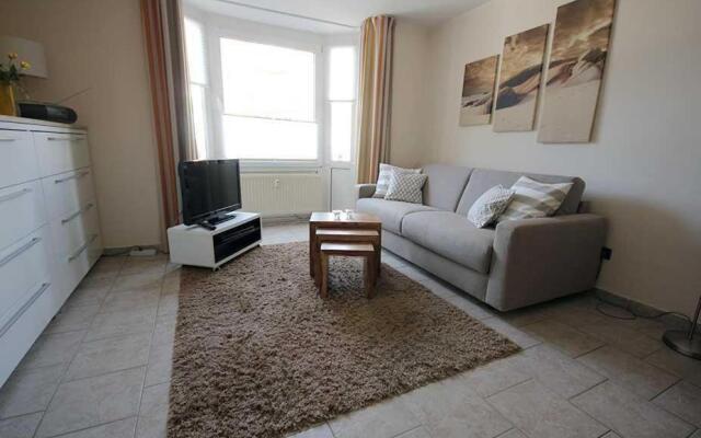 Ferienwohnung-40-in-der-Residenz-Meeresbrandung-mit-Strandkorb