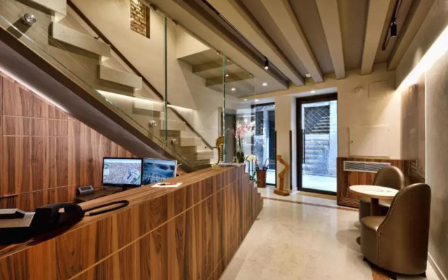 Rosa Salva Hotel