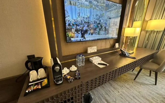 Dar Al Eiman Al Haram Hotel