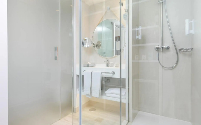 Отель Amare Beach Hotel Ibiza