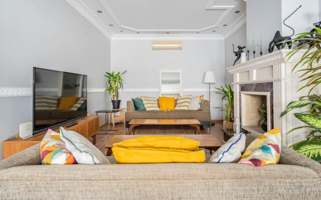 Missafir Exclusive Flat With Terrace in Nisantasi