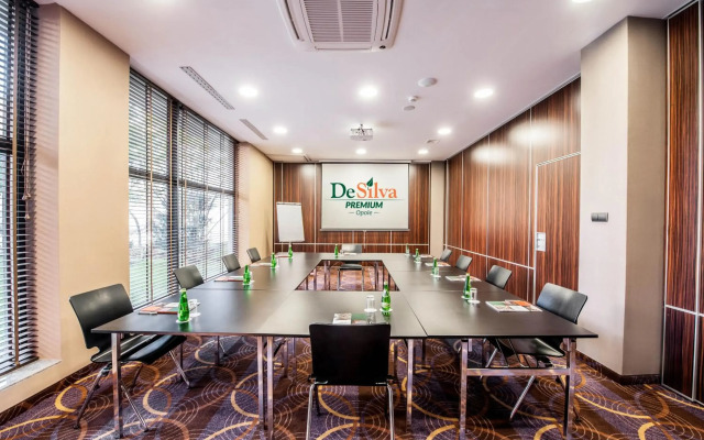 DeSilva Premium Opole