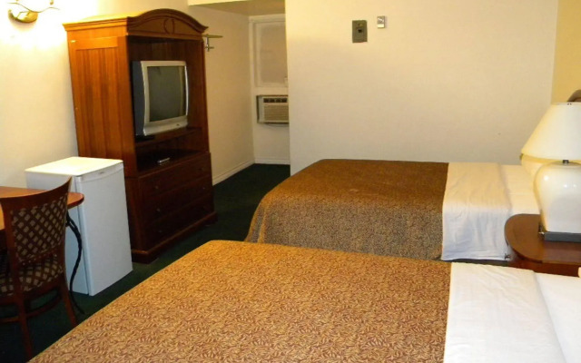 Fairway Inn by the Falls