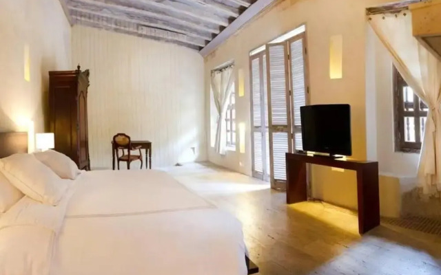 Casa Pombo 102