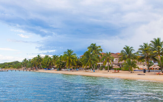 Almond Beach Resort at Jaguar Reef