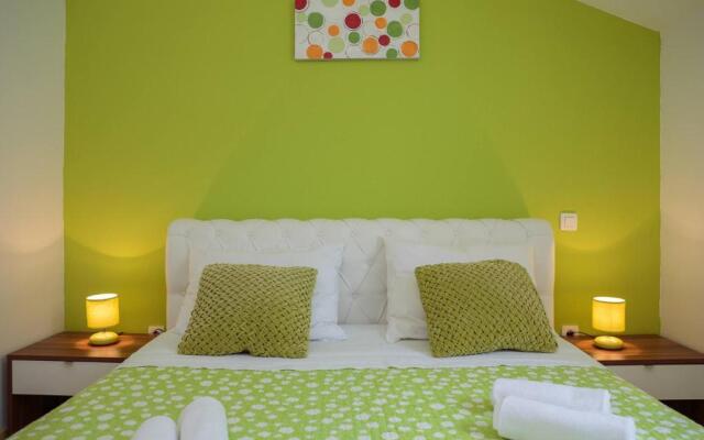 Pavao Apartments