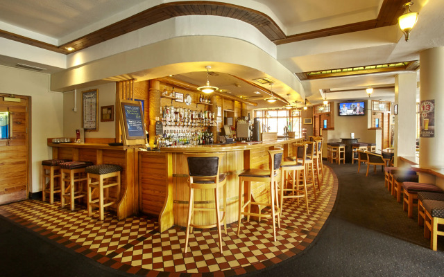Waterford Marina Hotel