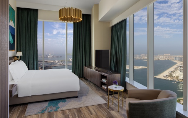 Avani + Palm View Dubai Hotel & Suites