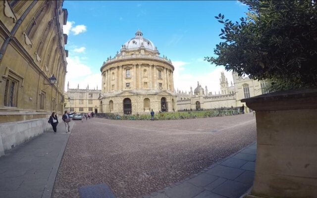 Oxford Backpackers