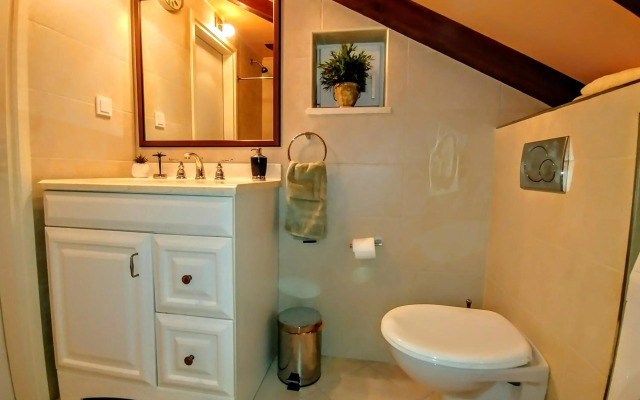 Beautiful 2 bedroom 2 bathroom sea view