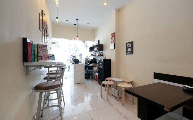 Bee M Guesthouse by OYO Rooms
