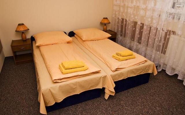Hotel Mixbud