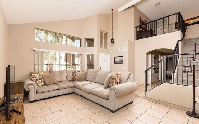 Piute Palace 5BR by Casago
