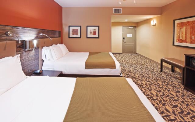 Holiday Inn Express & Suites North Dallas at Preston, an IHG Hotel