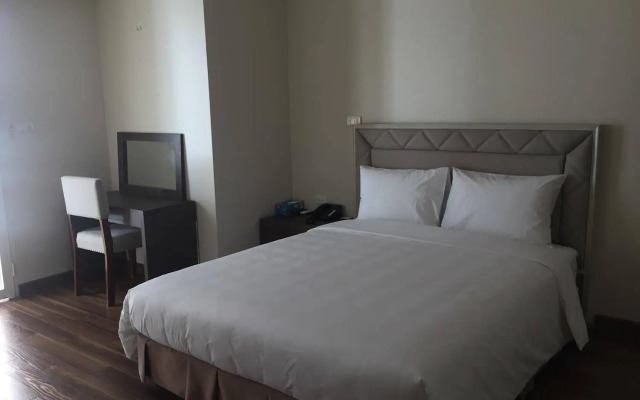 Tulip Villa Hotel