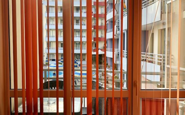 Central Plaza Studio