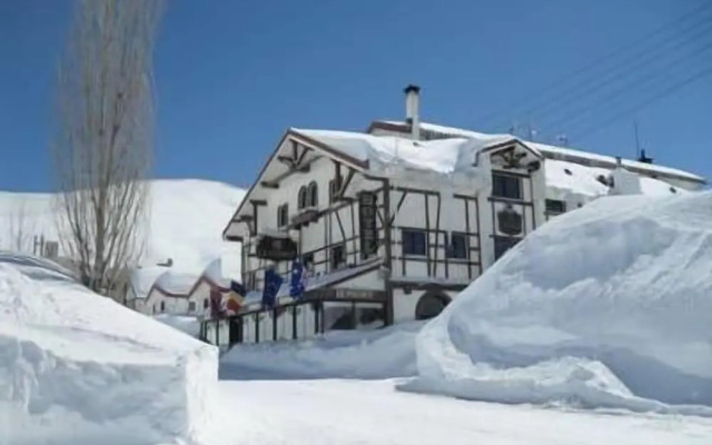 Le Cedrus Hotel