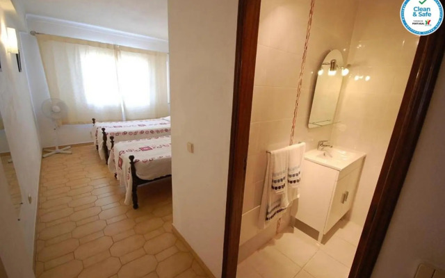 Solar dos Vilarinhos - Free Airco & Wiffi - by bedzy