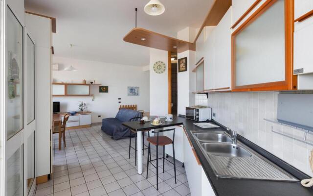 Porticciolo Apartment by BarbarHouse