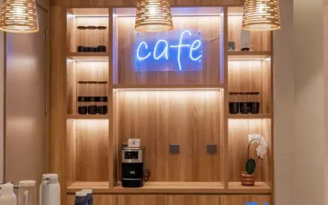 Homeinn · neo (Yantai Zhifu Station Hongyun Automobile Trading Plaza)