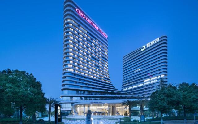 Crowne Plaza Wuhan Optics Valley by IHG