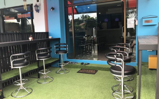 Coasters Hostel and Cafe
