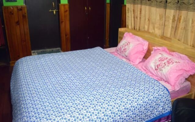 Riverside Duplex Guest House