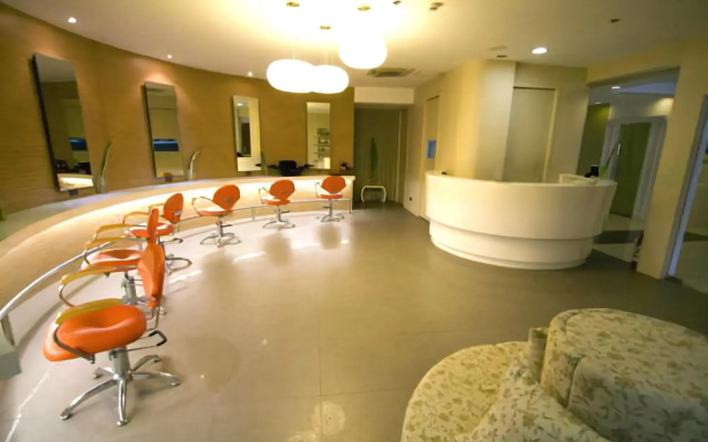 Hotel St Ellis