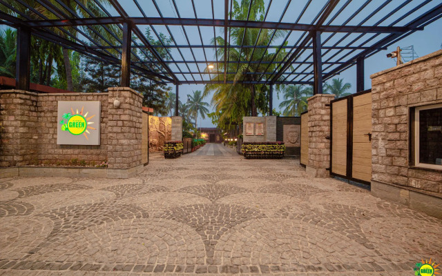 Summer Green Resort