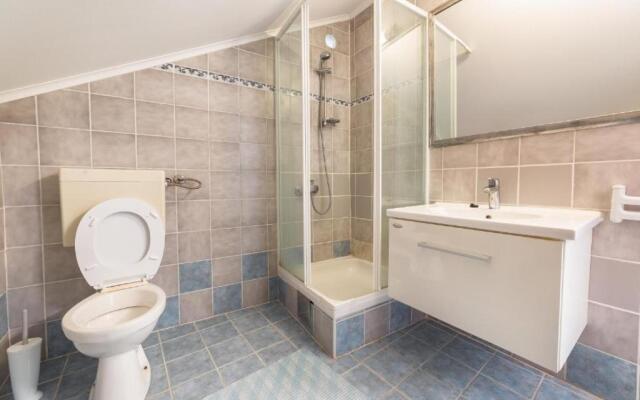 Apartments with WiFi Vodice - 18832