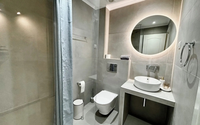 Iris Hotel