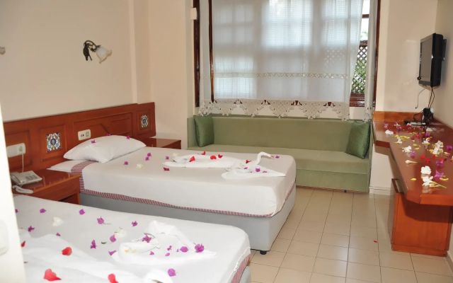 Kaliptus Hotel
