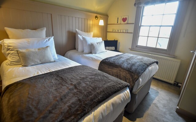 The Kingsbury at No7 & No8