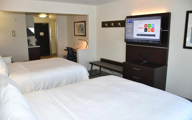 Holiday Inn Express Evanston by IHG