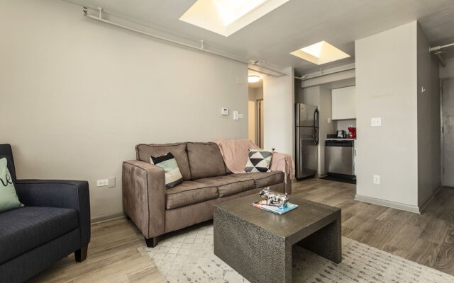 Downtown Louisville Cozy Suite on 3rd street