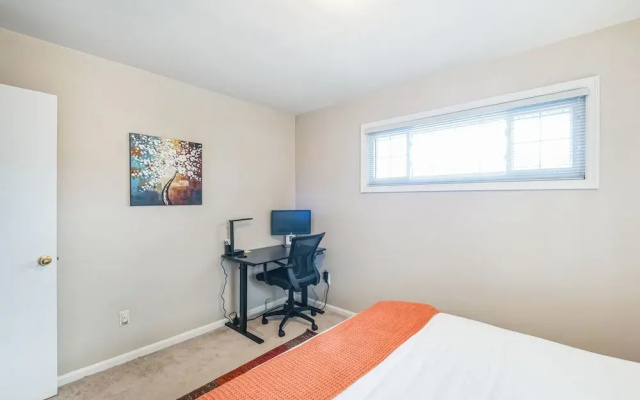 Uline Hospitality 4 Bedroom Home