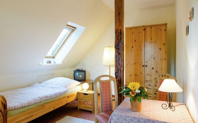 Spacious Holiday Home near River in Beckedorf