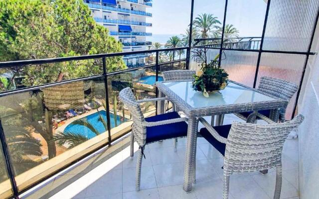 SKOL 424 Stunning One-bedroom apartment with sea views