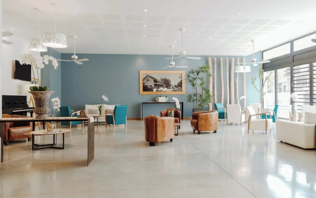 Le Saint Pierre Hotel