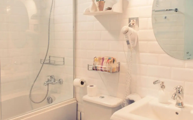 Casa Gracia Barcelona - Hostel
