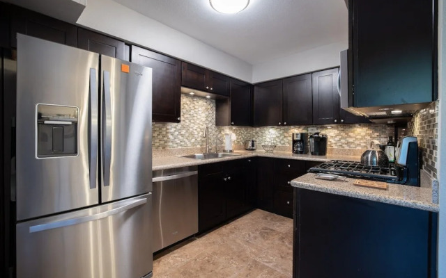 Scottsdale Miller 2 Bedroom Condo by RedAwning