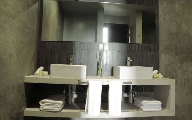 ESDUMA HK Hotel Pachuca