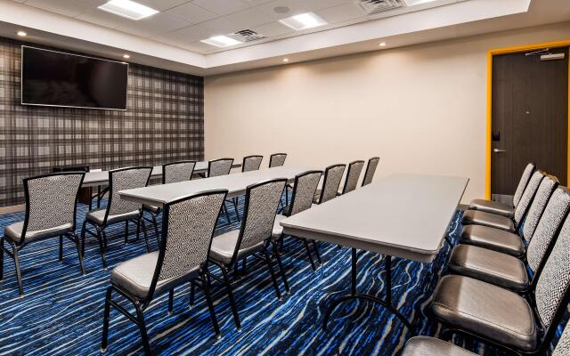 GLō Best Western Dallas South DeSoto