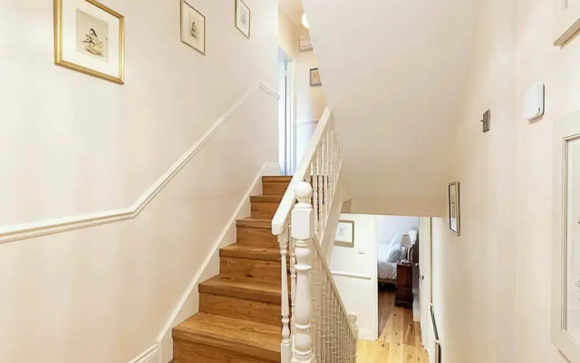Charming London Retreat